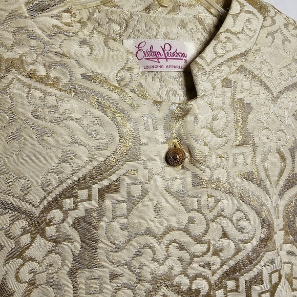 Vintage MCM Evelyn Pearson Lounging Robe Cover-up Cream w/Gold Metallic - Picture 8 of 11
